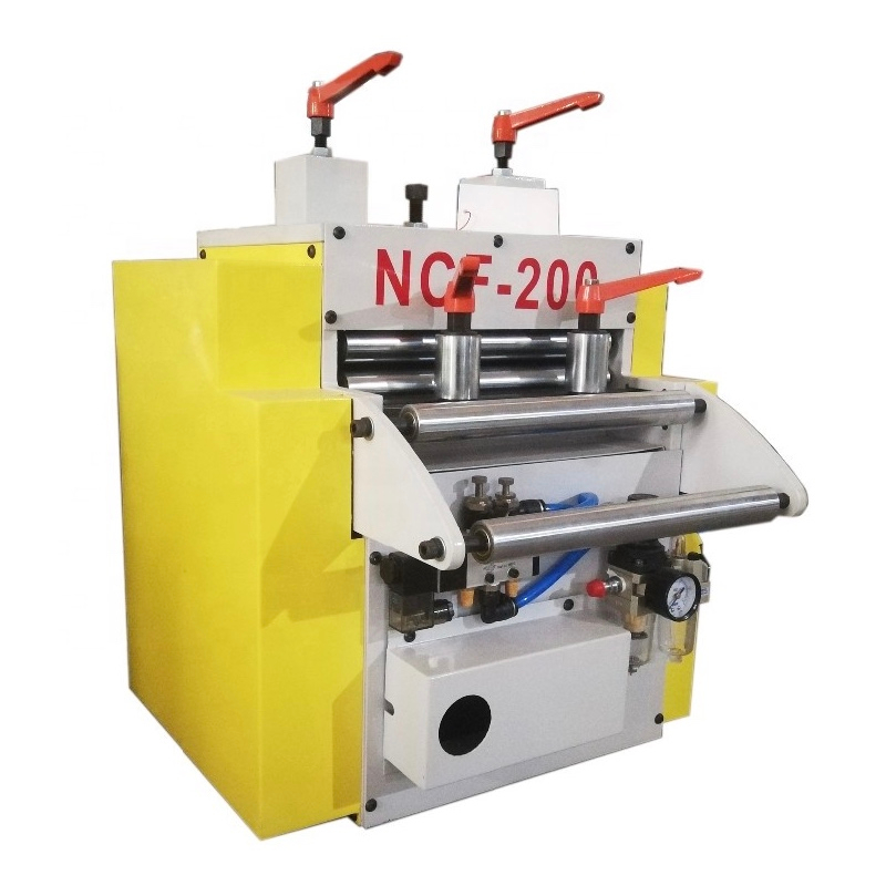 NC Roller Coil Feeder dengan Motor Servo untuk Garis Makan Gegelung Automatik Akhbar