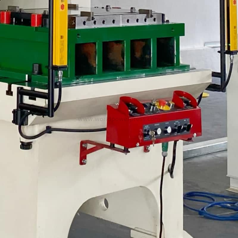 Harga yang baik 100 tan bahagian logam stamping mesin