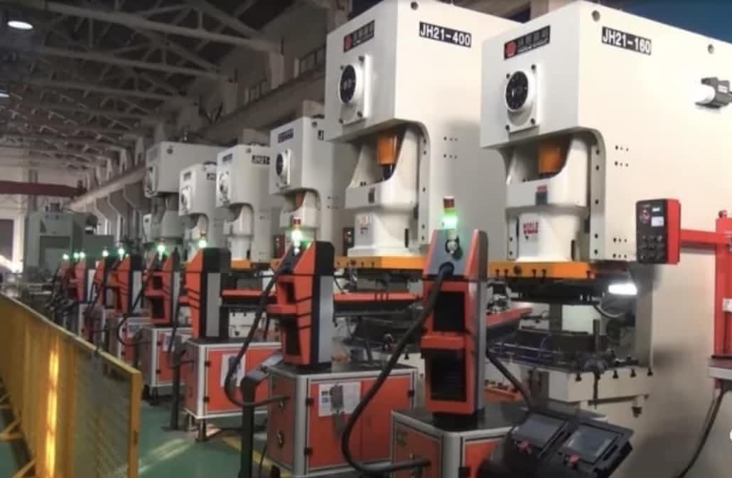 Tekan garis dengan robot pemindahan