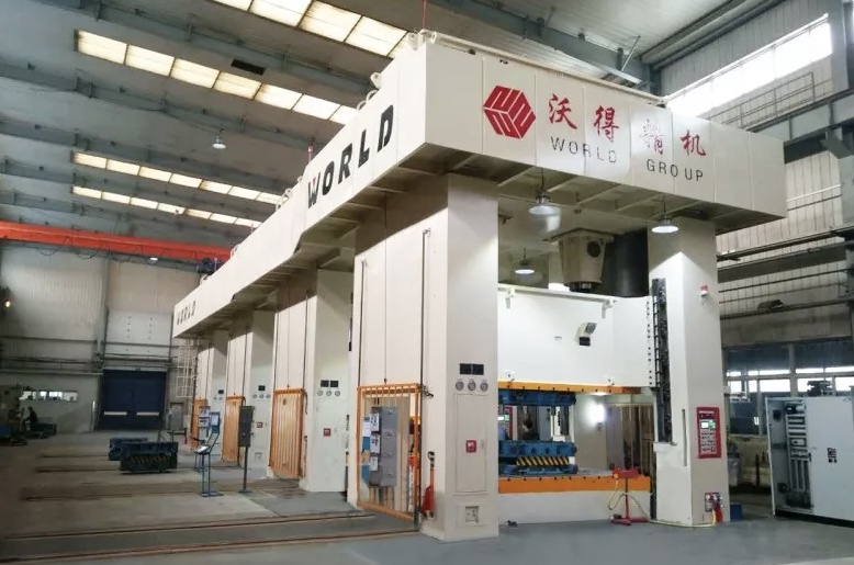 Tekan gear eksentrik untuk bahagian auto