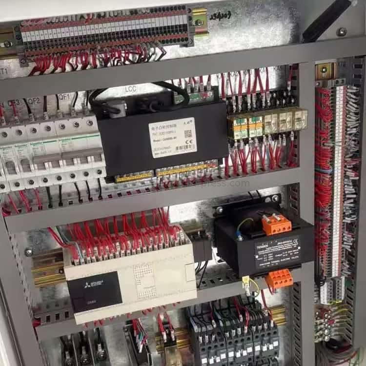 JH21-63L panjang stroke Tekan laras dengan kapasiti 63ton